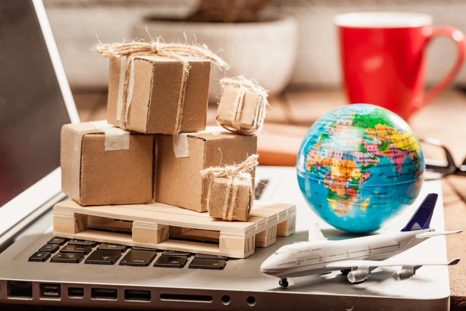 Logistics & Supply Chain